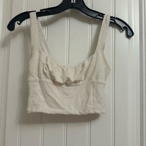 Cute aritzia crop